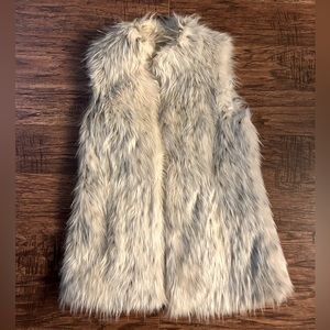 RACHEL ZOE - Faux fur vest
